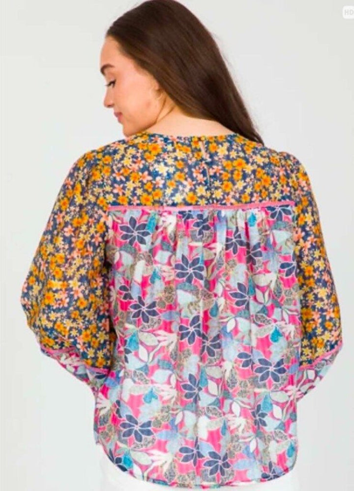 Fate Mixed Floral Top - Size Small