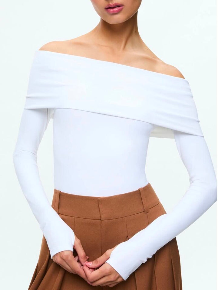 Alice + Olivia NWT Elia Bodysuit in Off White - Size Medium (Retails $225)