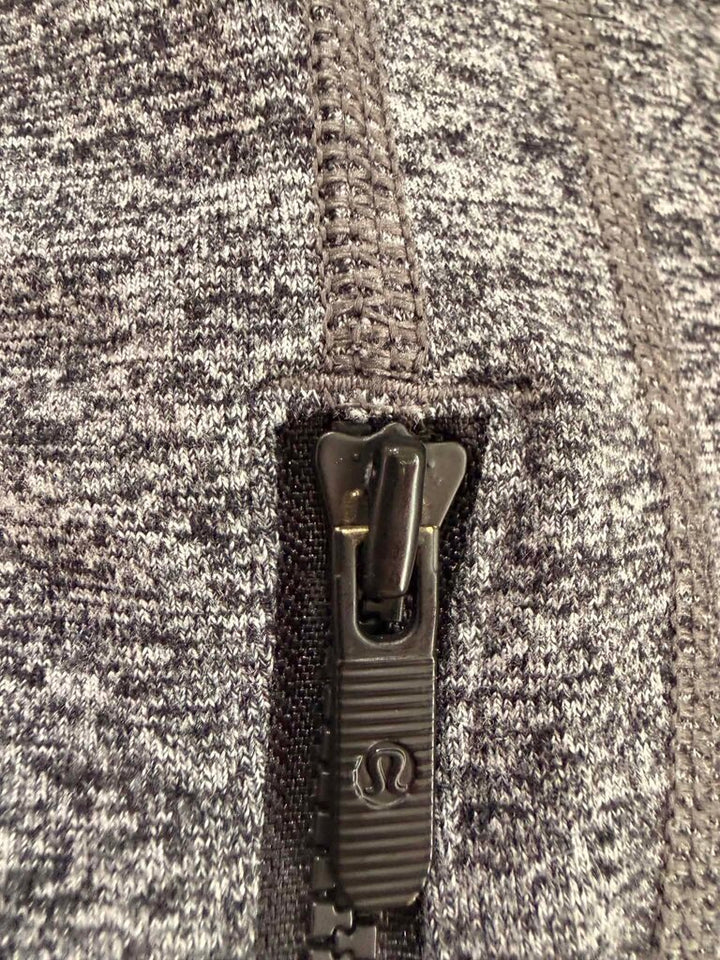 Lululemon Define Jacket in Heathered Black (Retails for $118) - Size 12