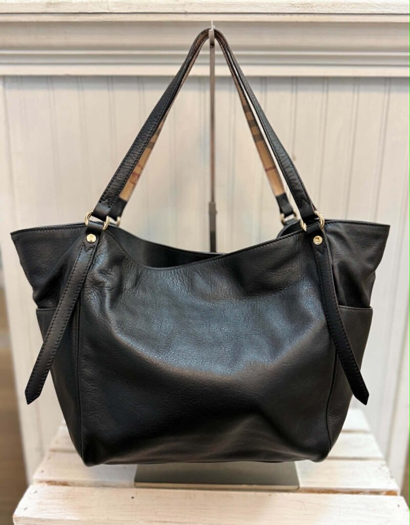 Burberry Canterbury Grained Leather Tote Bag