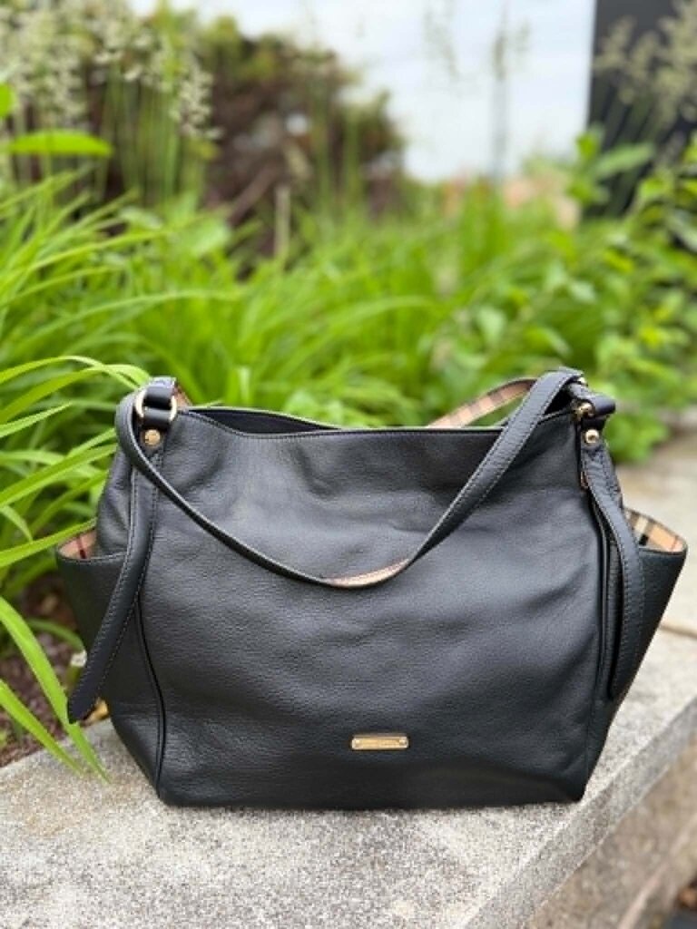 Burberry Canterbury Grained Leather Tote Bag