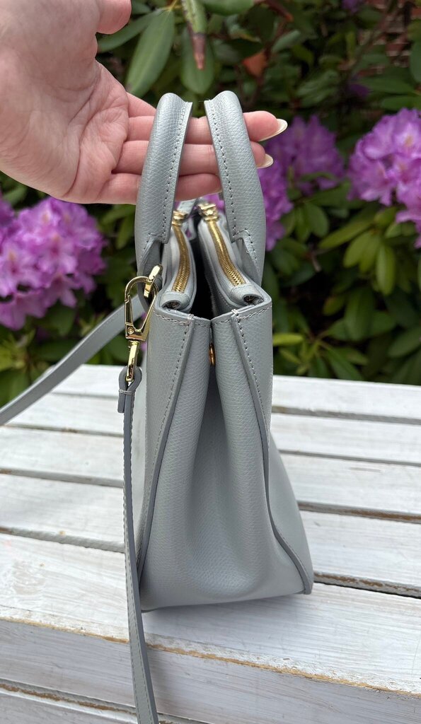 Teddy Blake Bella Palmelatto Leather Top Handle Bag (Retails for $445)