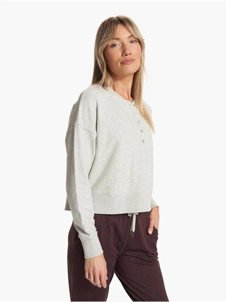 Vuori Laguna Henley - Size Large
