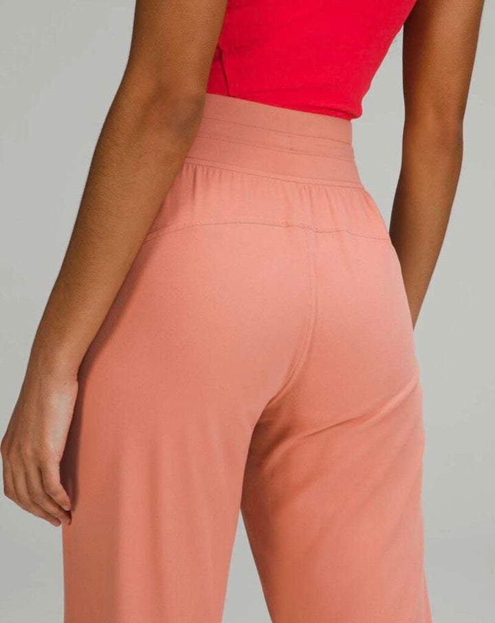 Lululemon Rulu Ready to Run Joggers in Pink Savnnah - Size 8
