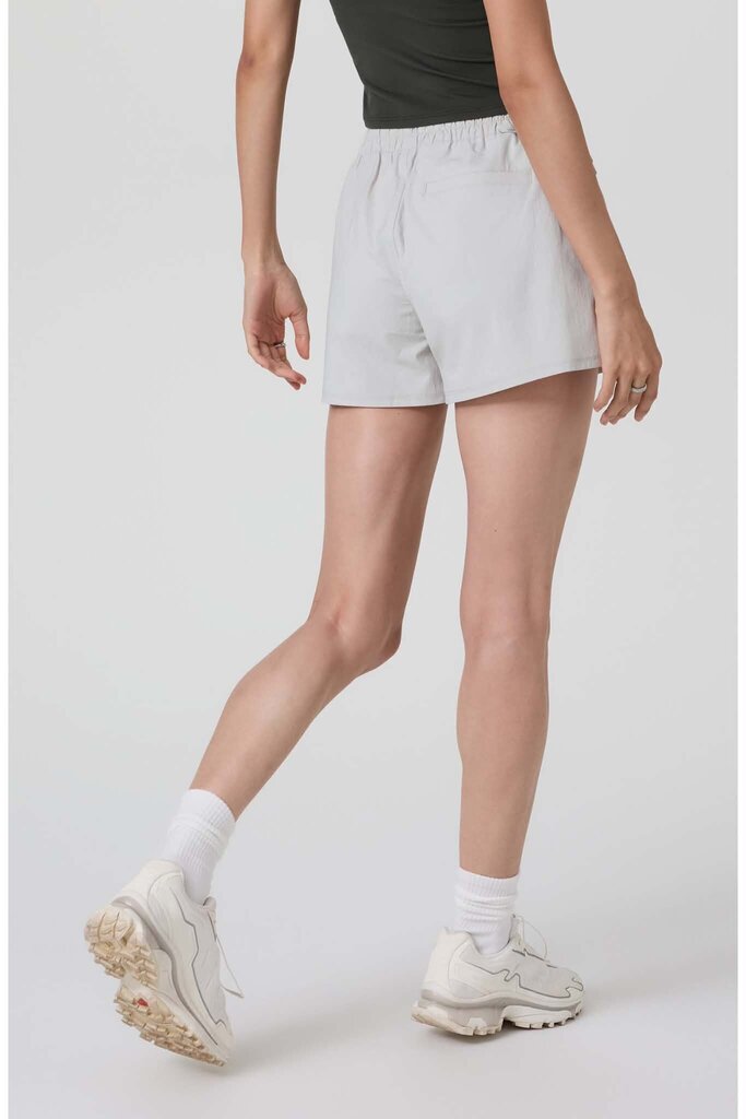 Vuori Birch Drawstring Shorts (Retails for $74) - Size Medium