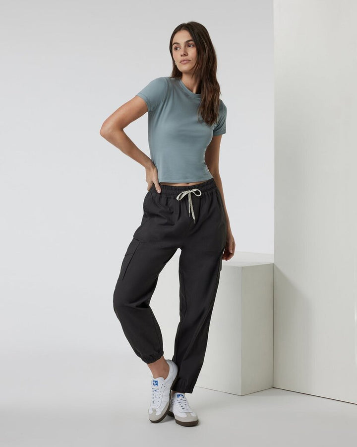 Vuori Birch Joggers (Retails for $128) - Size Small