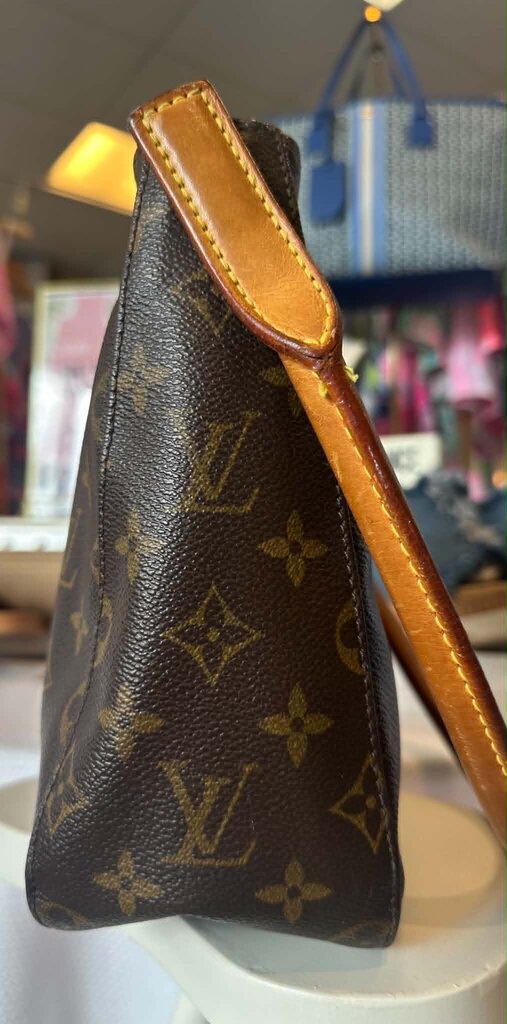 Louis Vuitton Monogram Looping MM