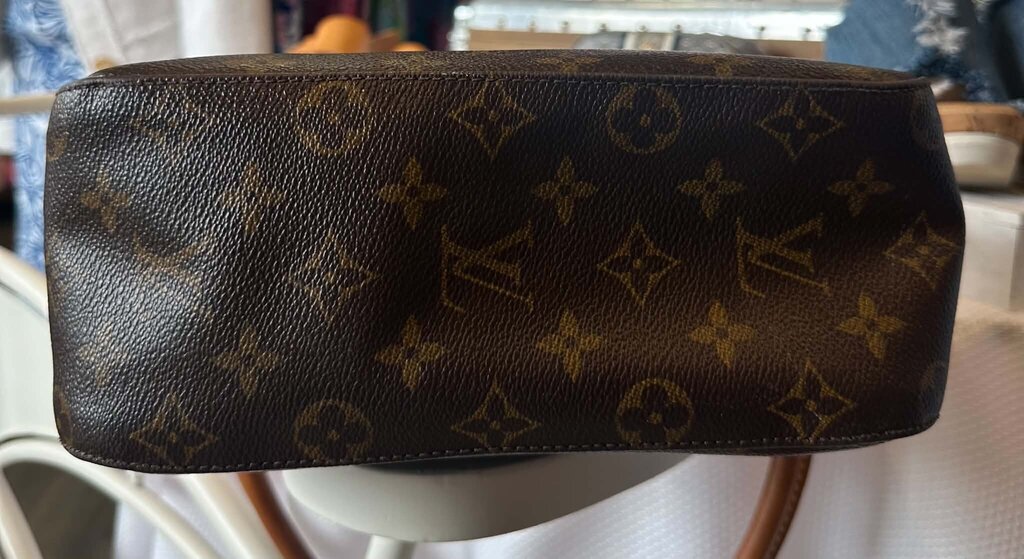 Louis Vuitton Monogram Looping MM
