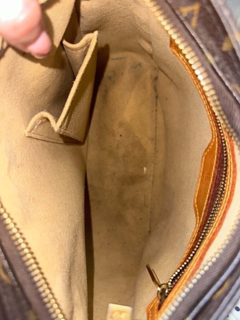 Louis Vuitton Monogram Looping MM