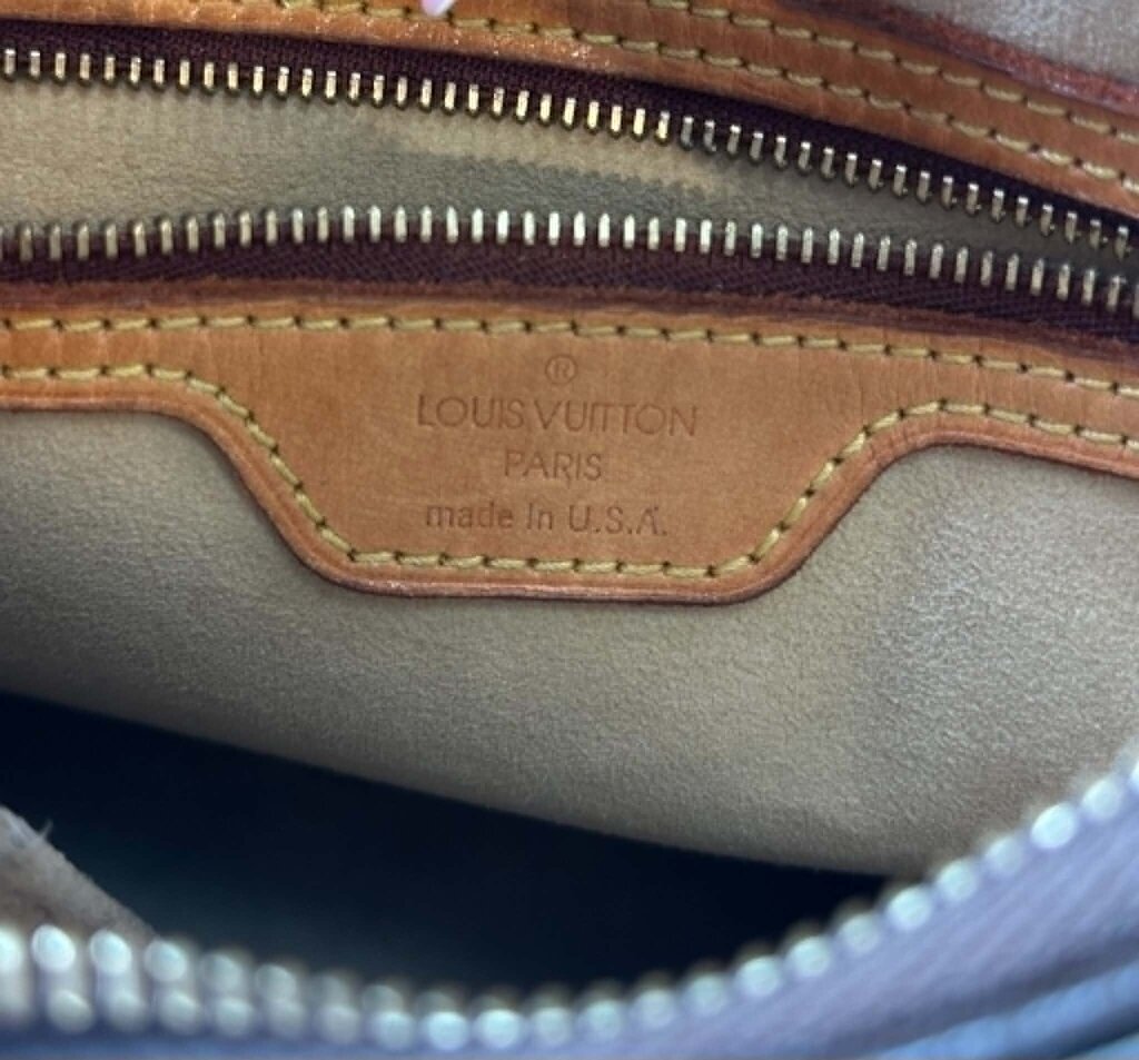 Louis Vuitton Monogram Looping MM