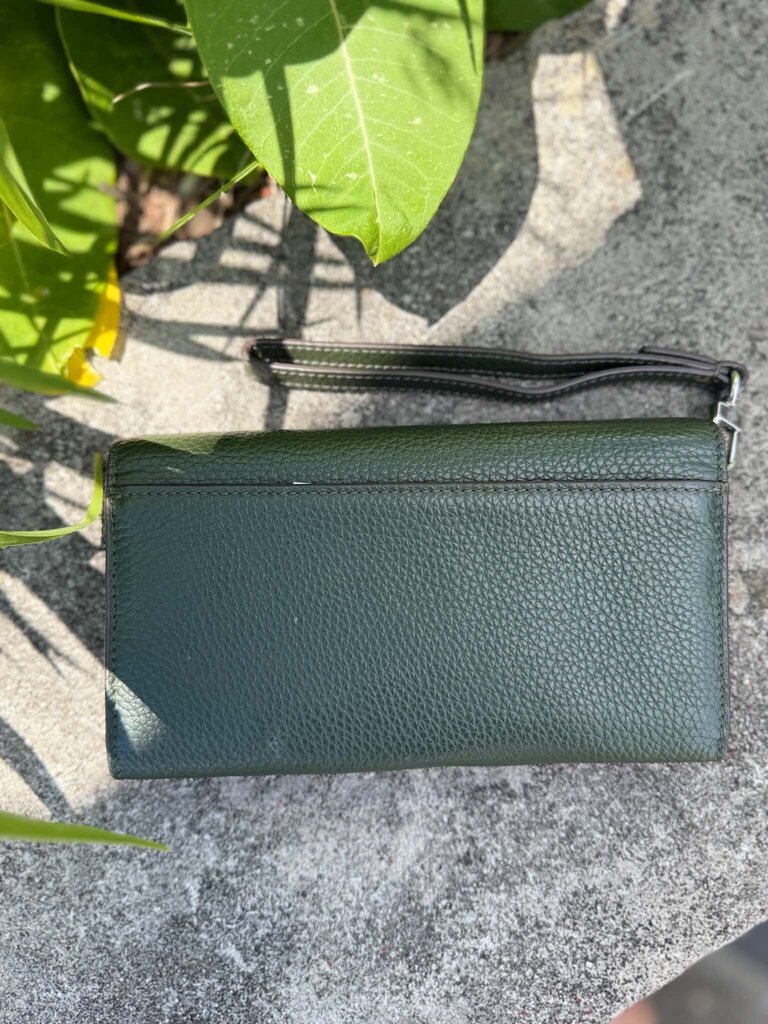 Tory Burch Britten Smartphone Wristlet Wallet In Poblano Green