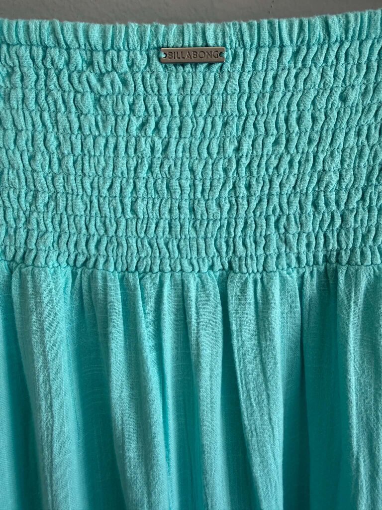 Billabong In The Palms Skirt NWT - Size Small