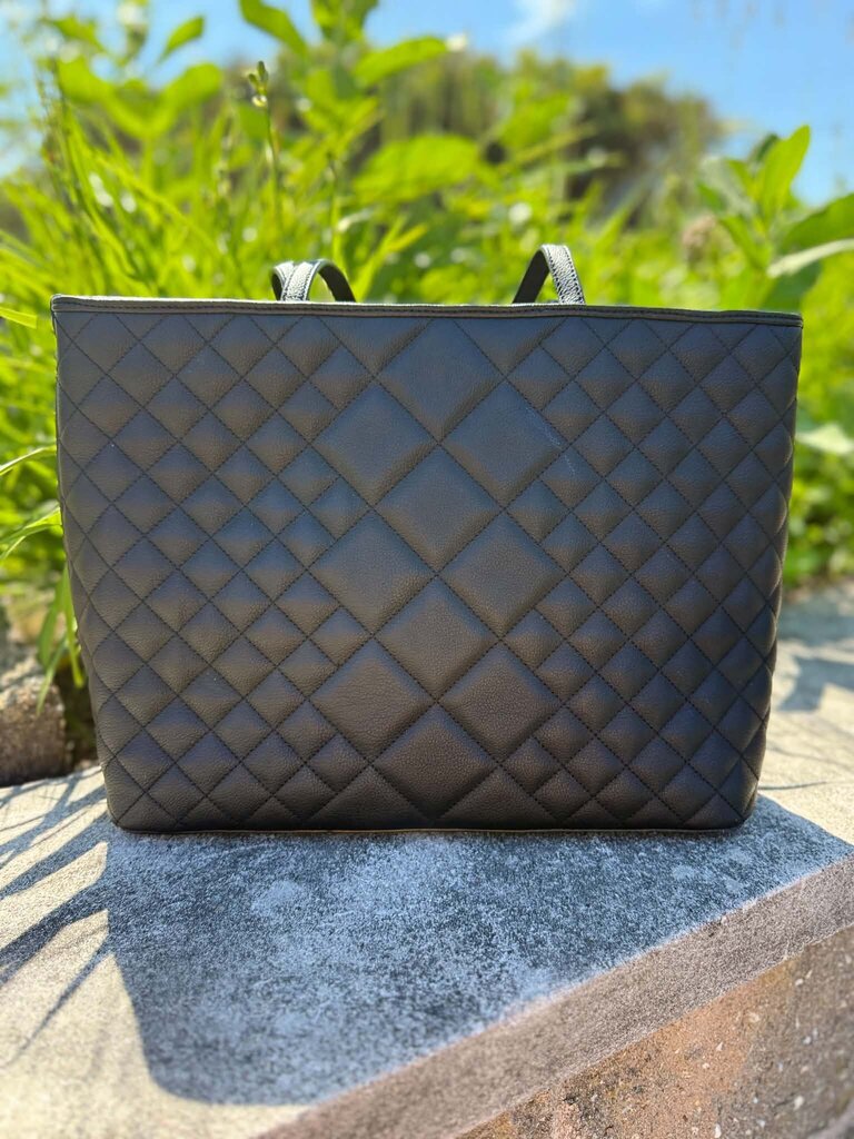 Love Moschino Quilted Tote