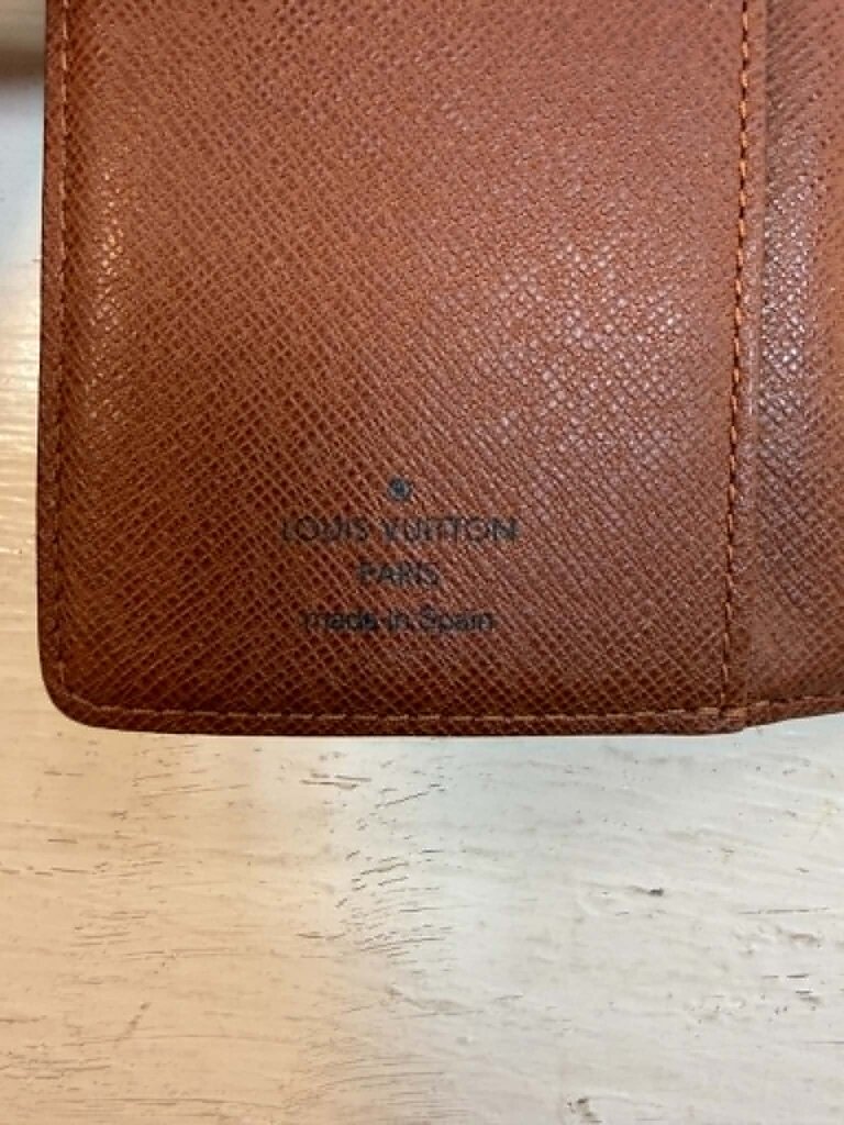 Louis Vuitton Small Ring Agenda Cover