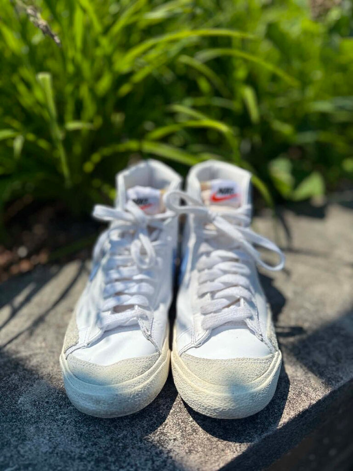 Nike Blazer Mid '77 Sneakers - Size 6.5