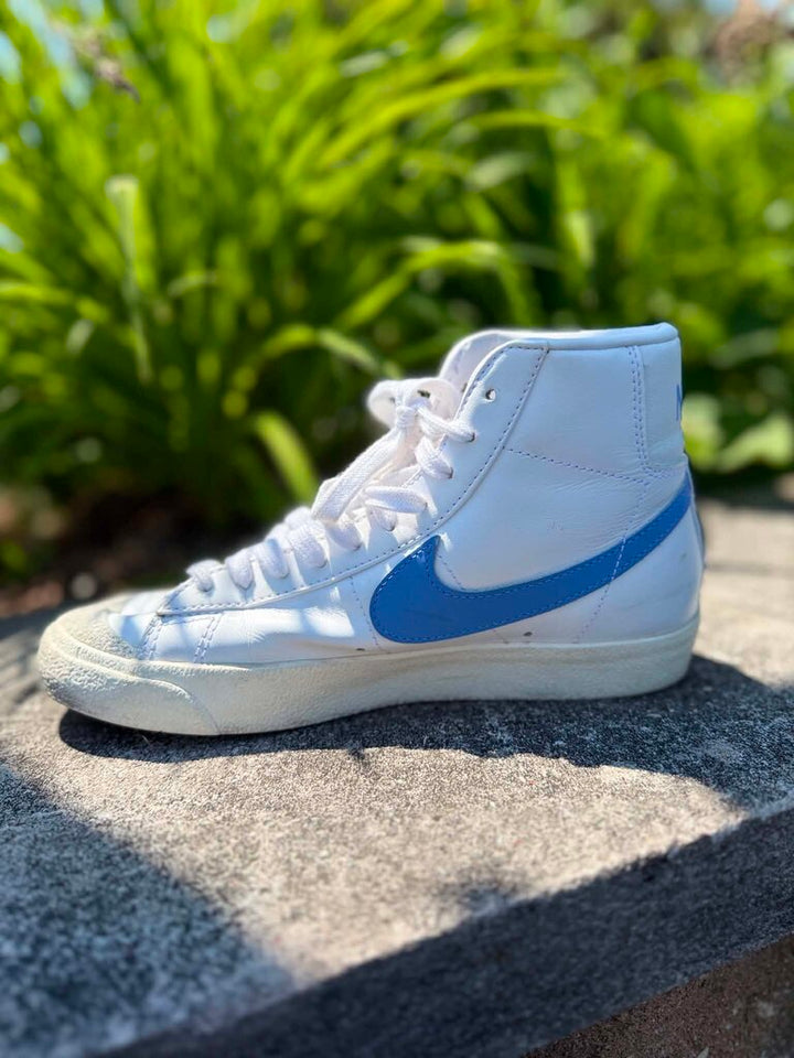 Nike Blazer Mid '77 Sneakers - Size 6.5