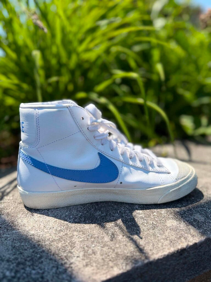 Nike Blazer Mid '77 Sneakers - Size 6.5