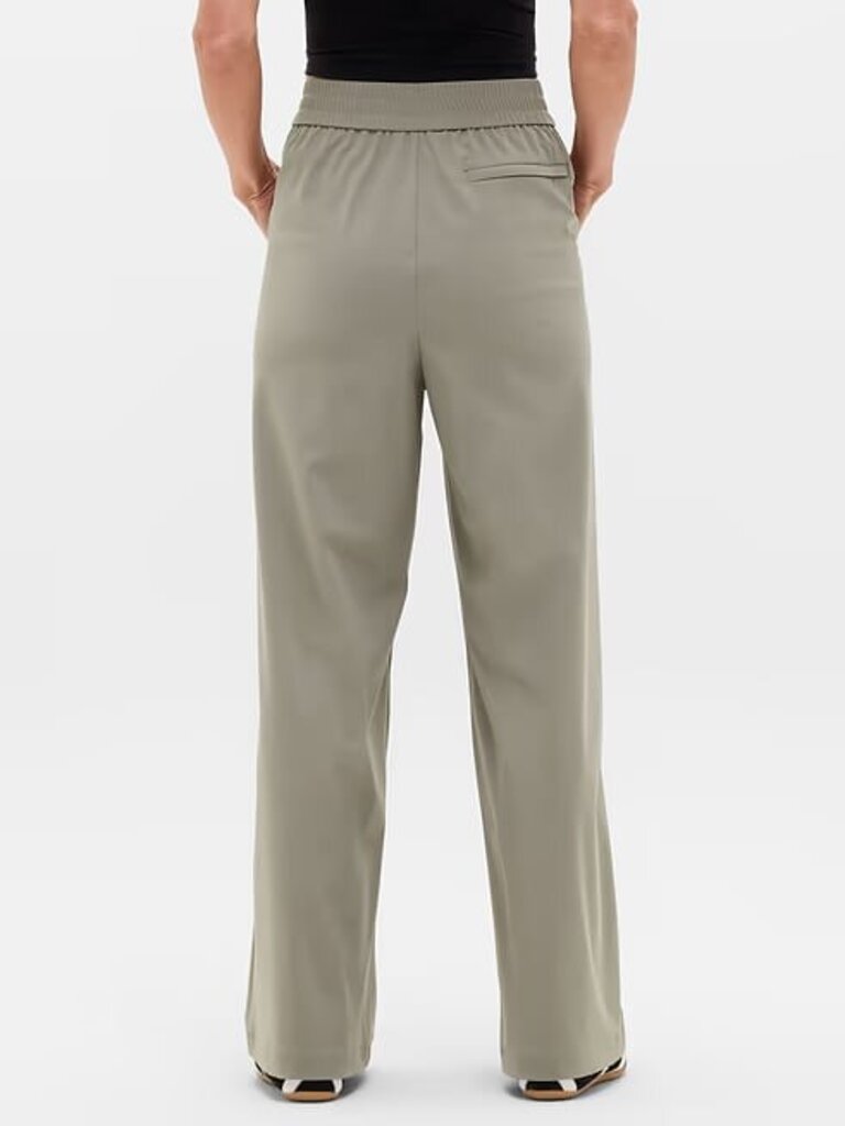 Athleta Pinnacle High Rise Trouser - Size 6