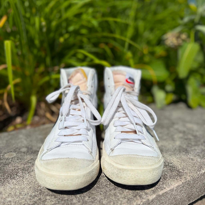 Nike Blazer Mid '77 Vintage Sneakers - Size 7.5