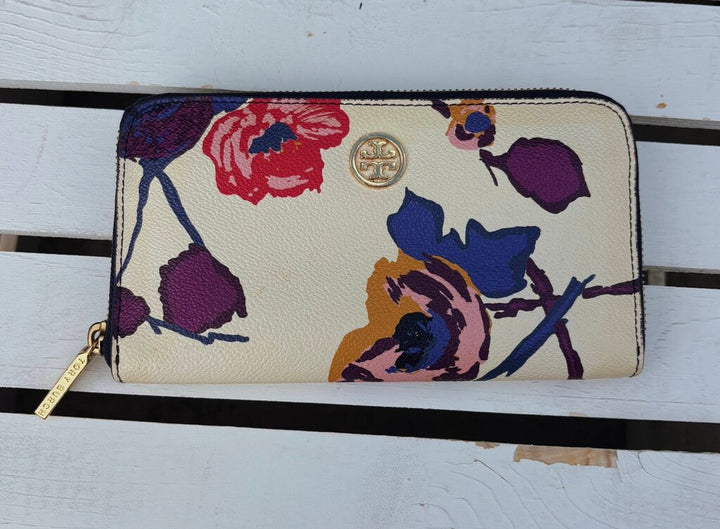 Tory Burch Robinson Printed Continental Wallet
