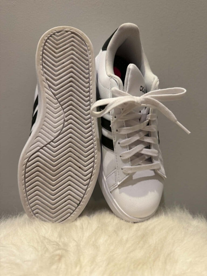 Adidas Grand Court 2.0 Sneakers- Size 7