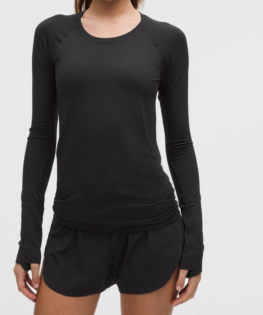 Lululemon Swiftly Tech Long-Sleeve - Size Small (Retails for $78)