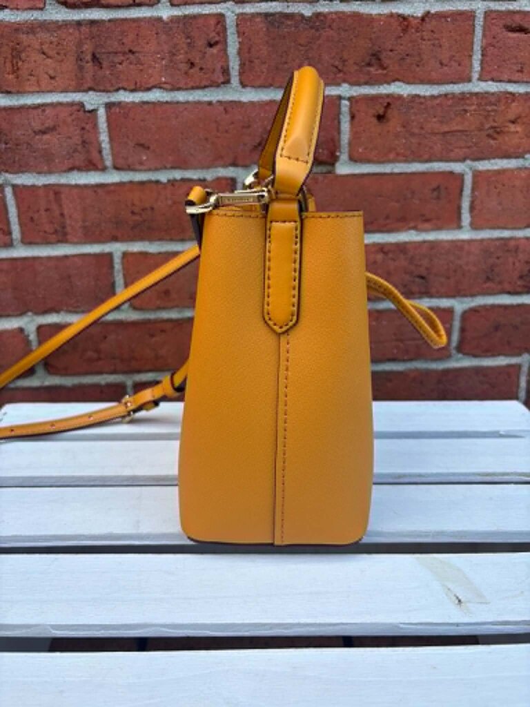 Michael Kors Suri Small Bucket Crossbody In Yellow