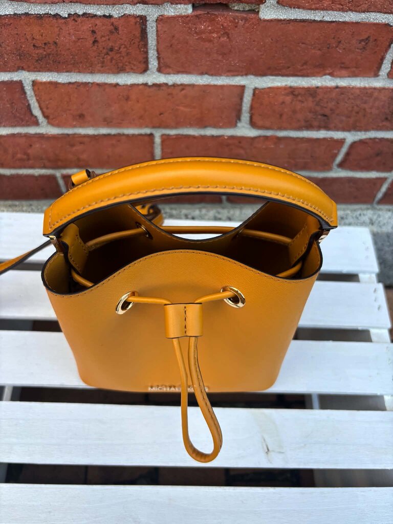 Michael Kors Suri Small Bucket Crossbody In Yellow