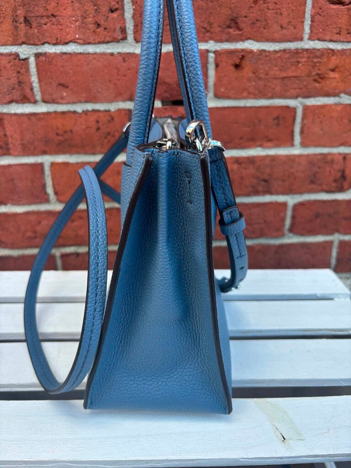 Michael Kors Mercer Messenger Crossbody In Blue