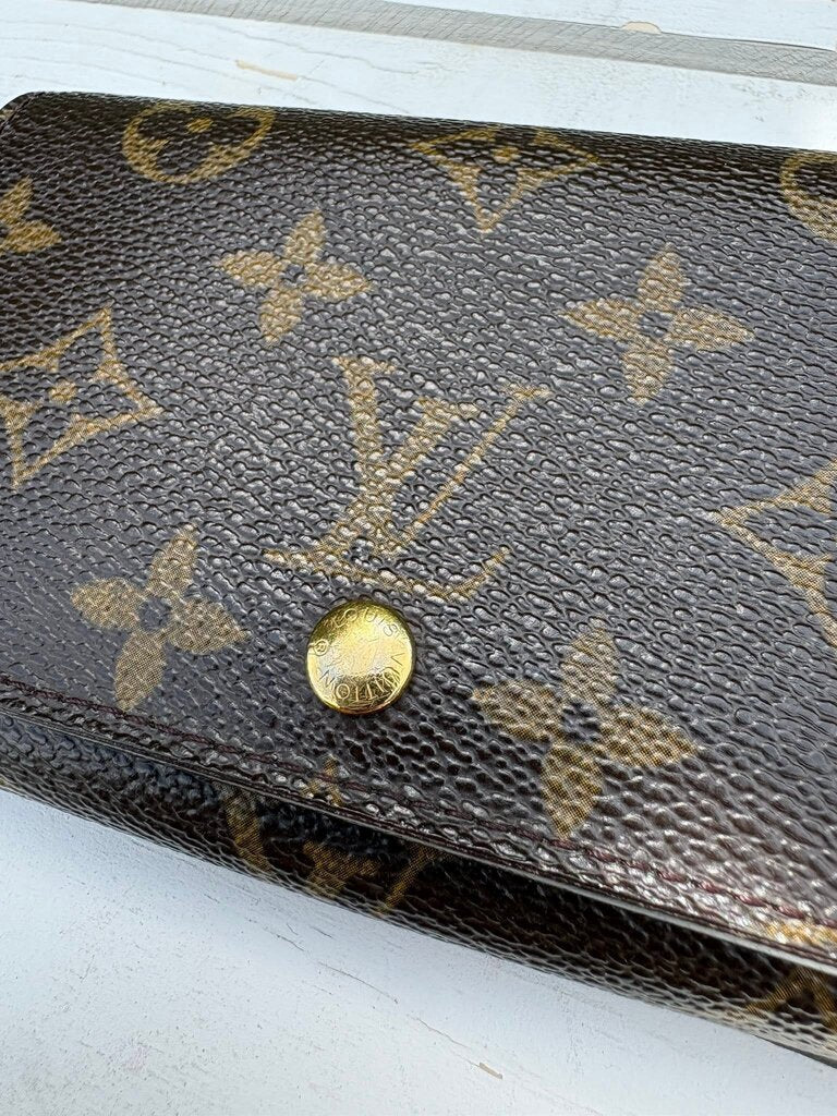 Louis Vuitton Monogram Porte Monnaie Tresor Wallet