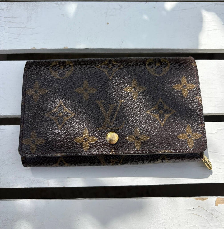 Louis Vuitton Monogram Porte Monnaie Tresor Wallet