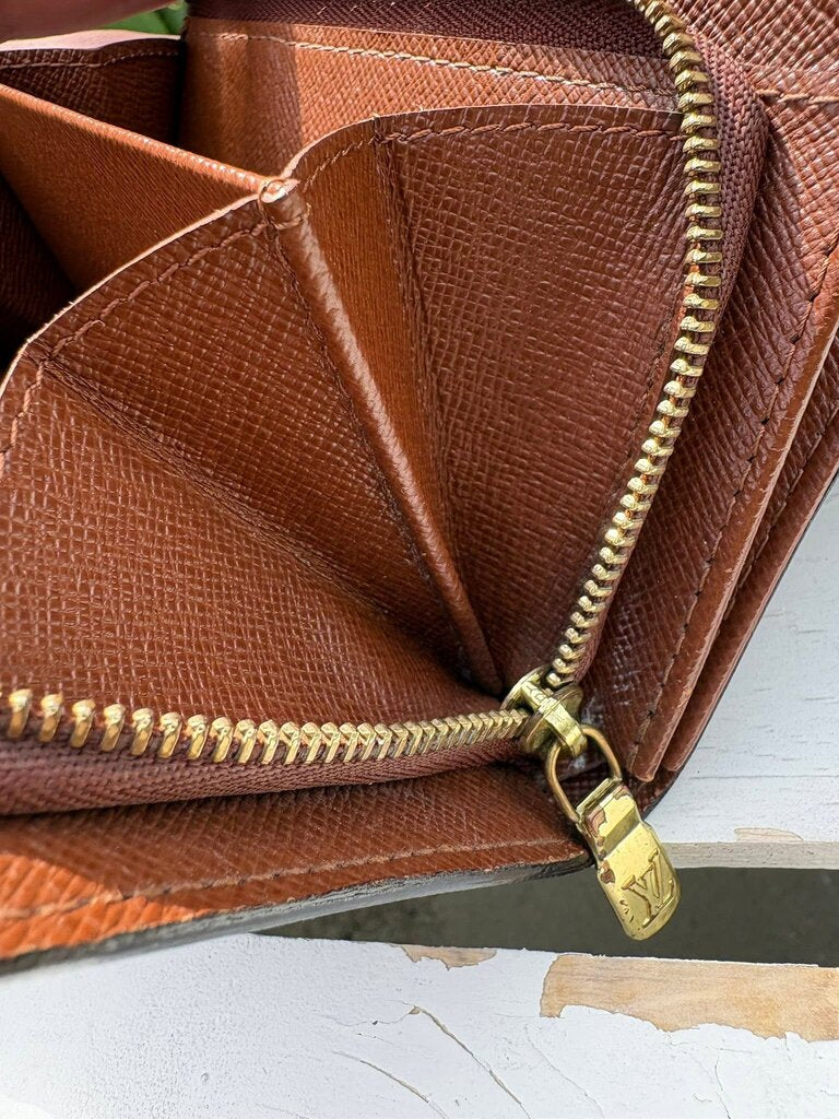 Louis Vuitton Monogram Porte Monnaie Tresor Wallet