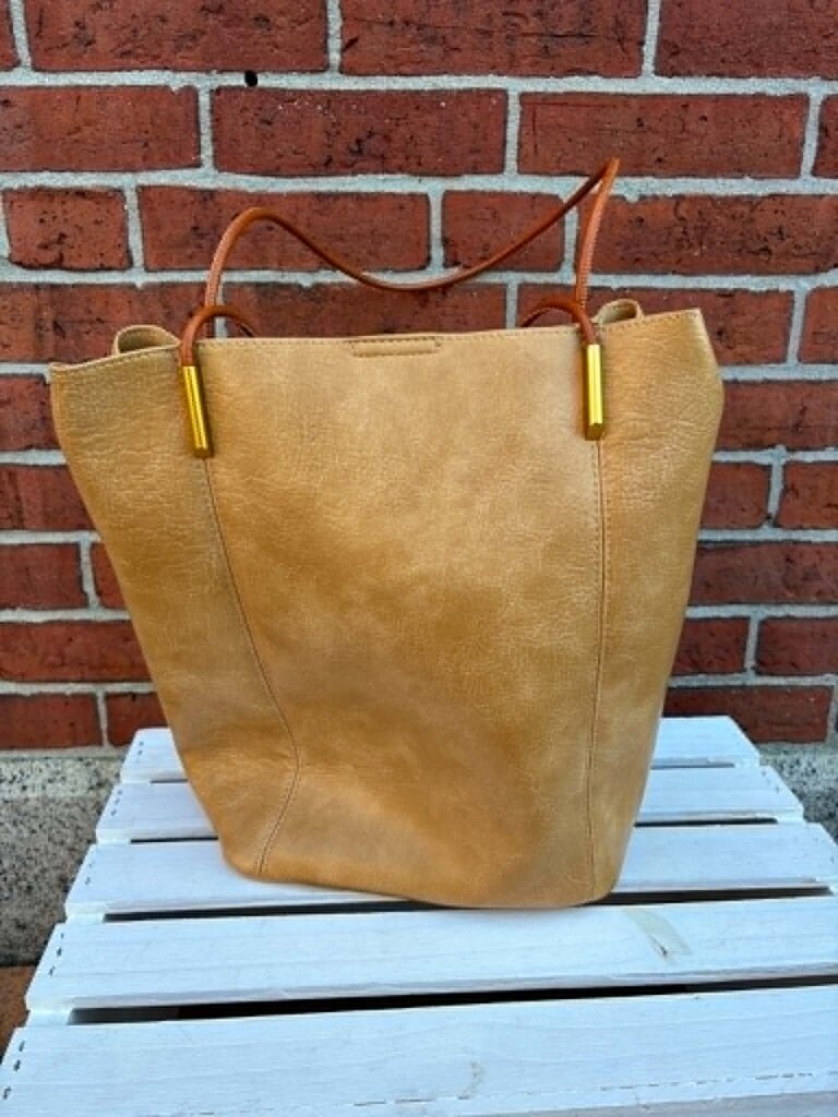 Antik Kraft Leather Tote Bag In Tan