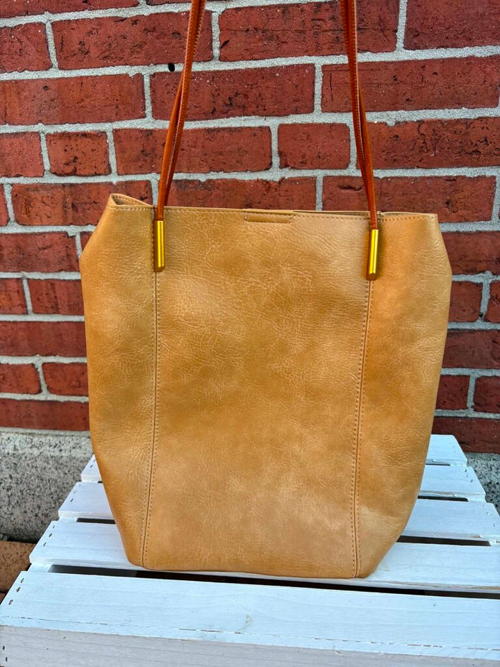 Antik Kraft Leather Tote Bag In Tan