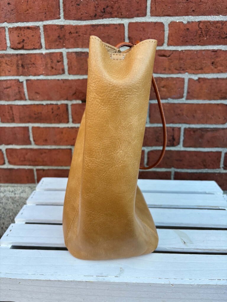 Antik Kraft Leather Tote Bag In Tan