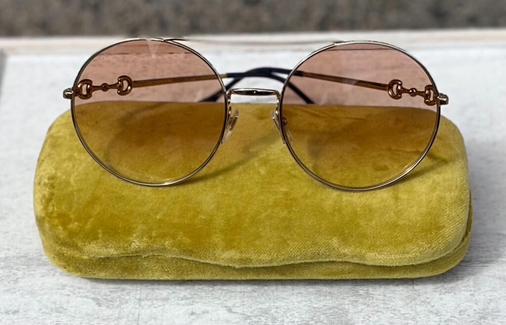 Gucci Round Horsebit Sunnies in Gold (w/ case)