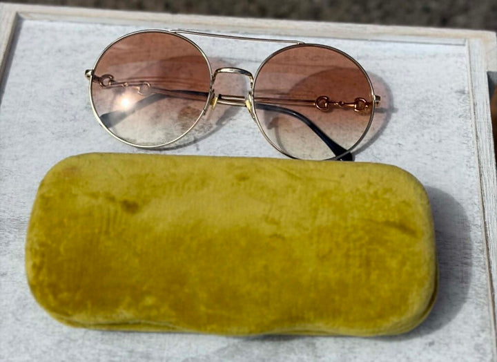 Gucci Round Horsebit Sunnies in Gold (w/ case)