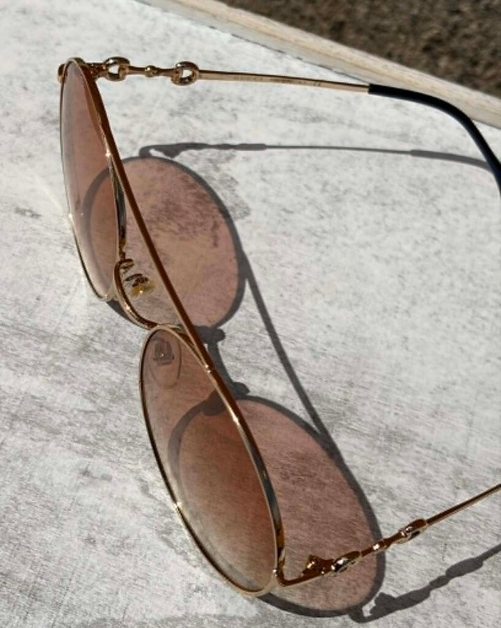 Gucci Round Horsebit Sunnies in Gold (w/ case)