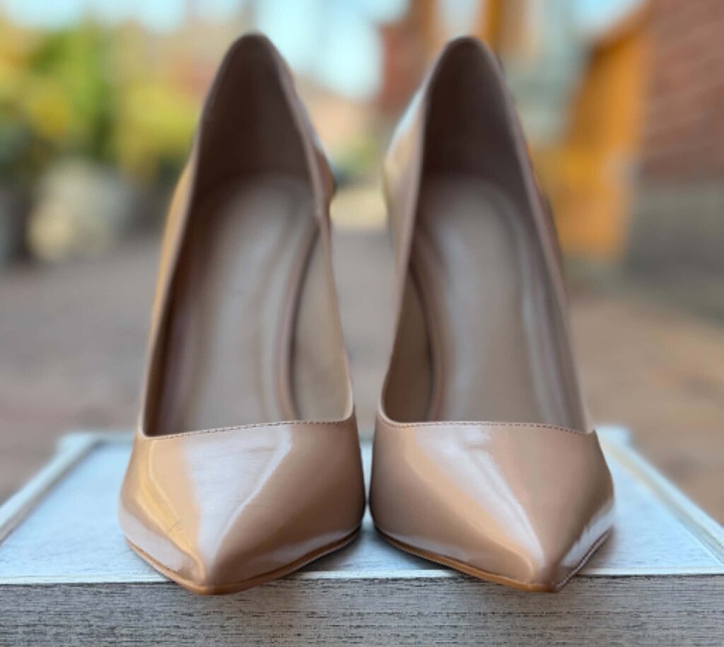 Steve Madden Noir NWT Heels - Size 9.5