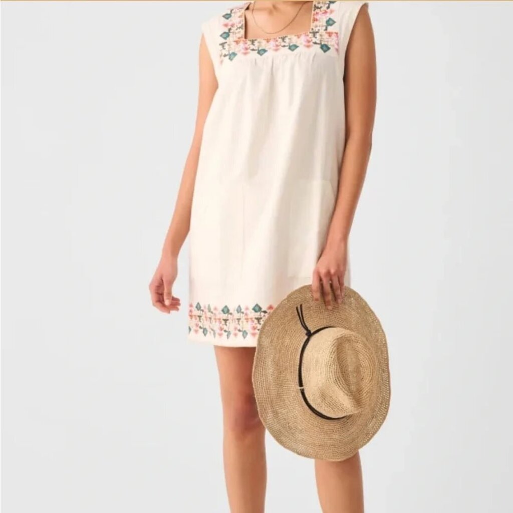 Faherty NWT Hailee Embordered Dress In White - Size Small