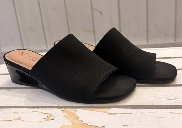 NYDJ Claudine Slip On Wedges - Size 8