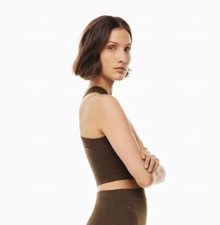 Babaton Aritzia Sculpt Knit Cross Cropped Tank in Coffee Bean - Size Small