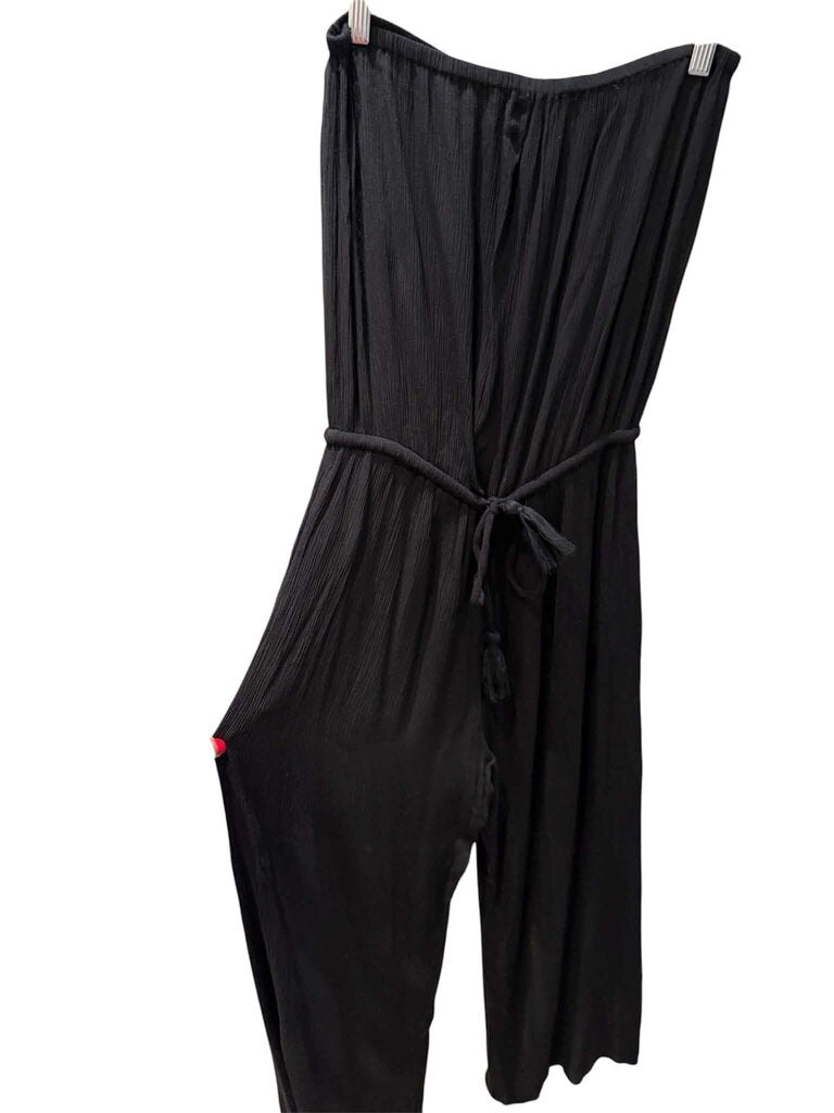 Elan NWT Strapless Jumpsuit in Black- Size Medium