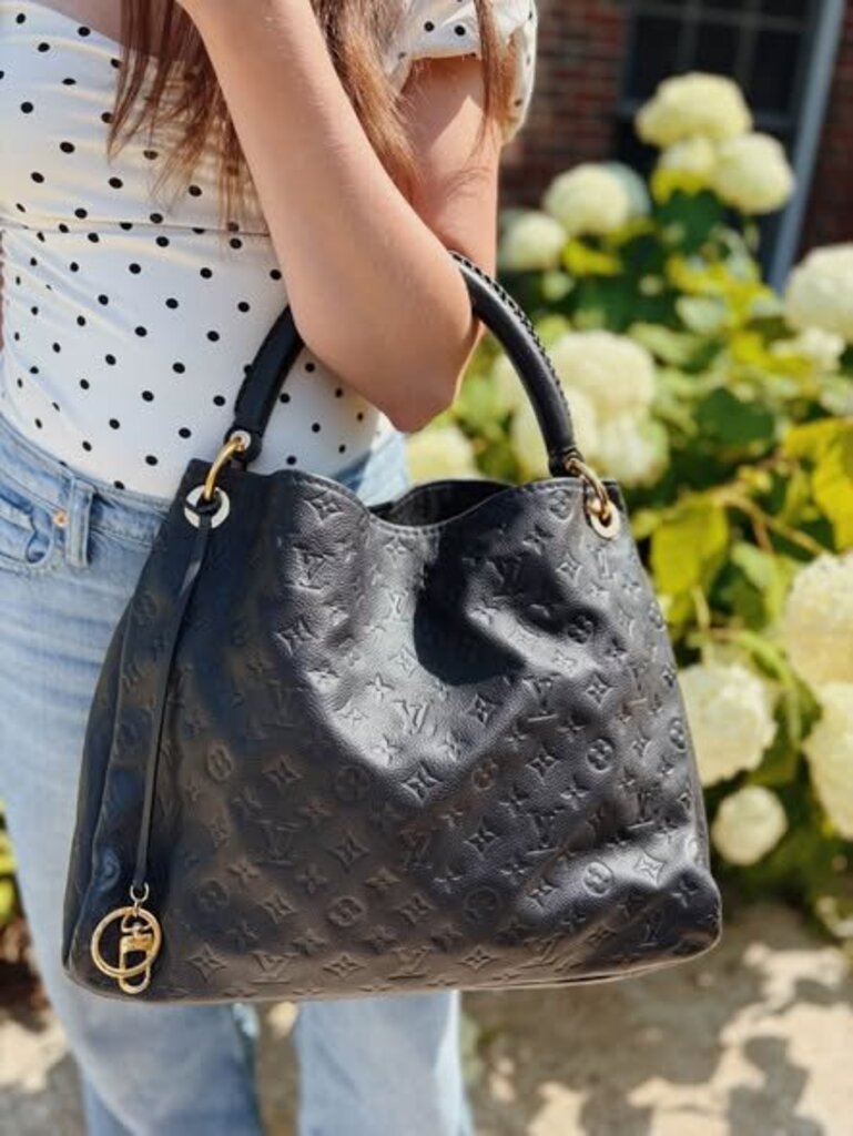 Louis Vuitton Monogram Empreinte Artsy MM