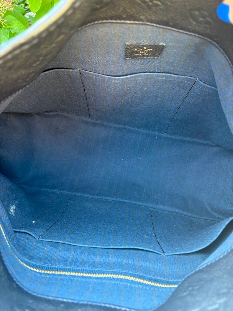 Louis Vuitton Monogram Empreinte Artsy MM