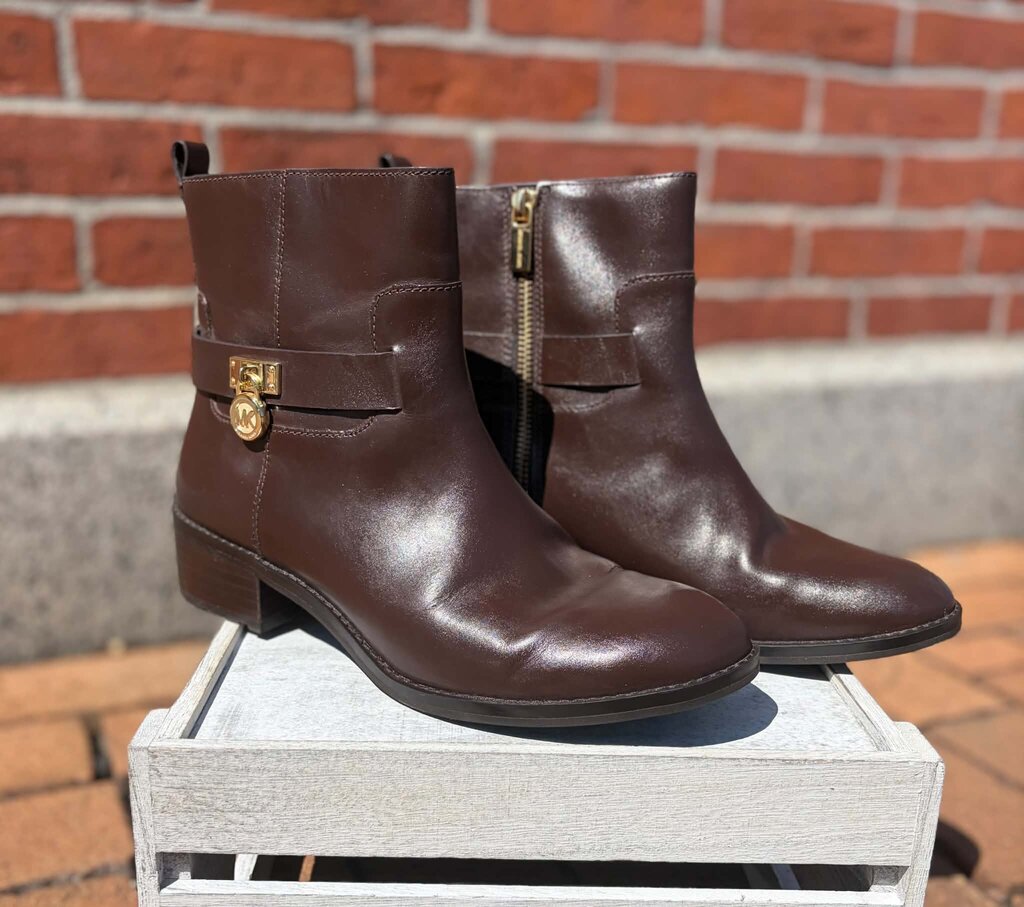 Michael Kors Ryan Leather Ankle Boots - Size 8.5