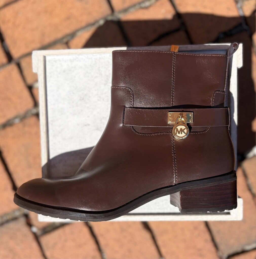 Michael Kors Ryan Leather Ankle Boots - Size 8.5