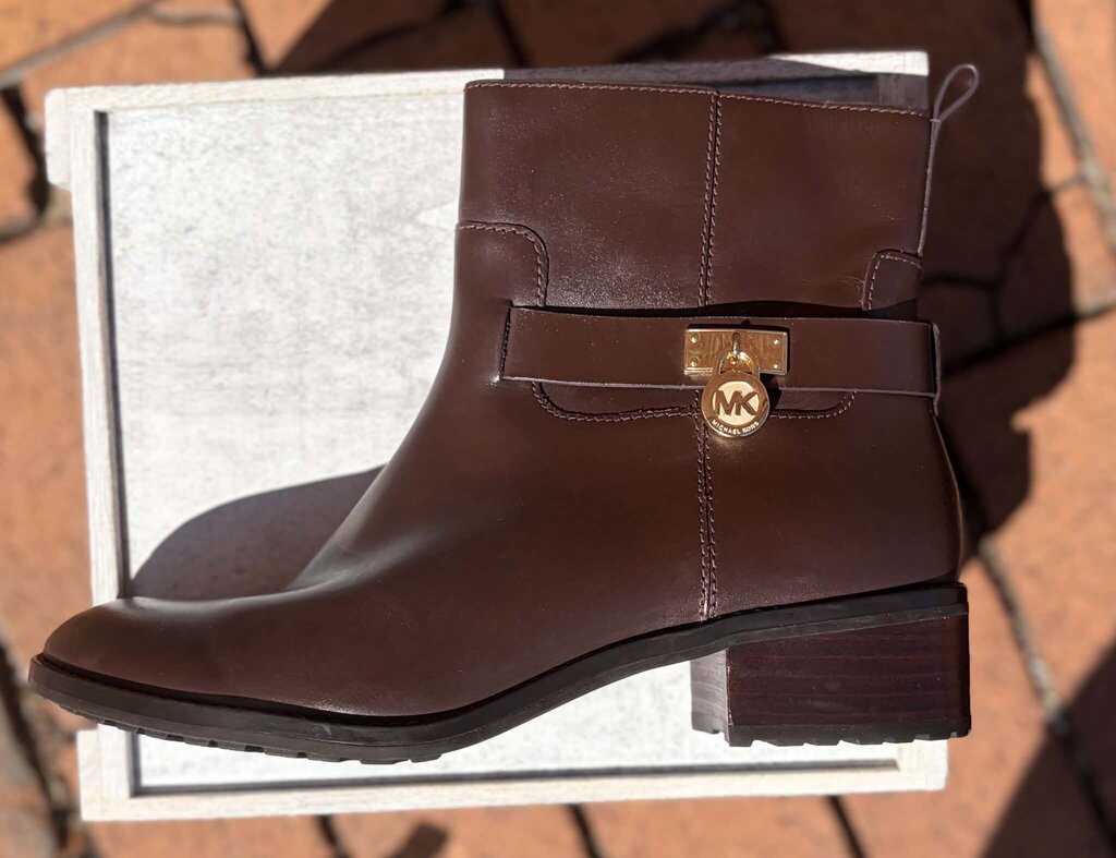 Michael Kors Ryan Leather Ankle Boots - Size 8.5