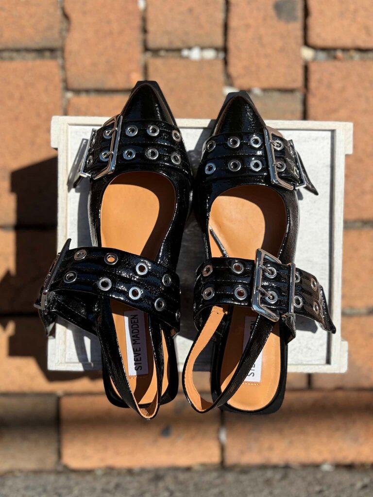 Steve Madden Graya Flats - Size 7.5