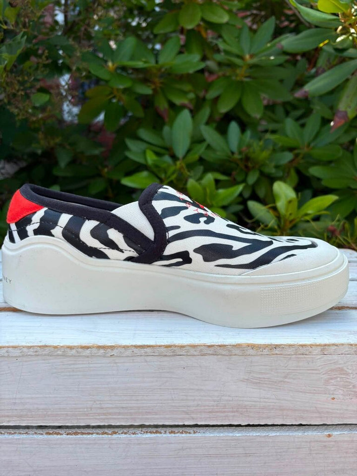 Stella McCartney X Adidas Court Slip-On Sneakers - Size 7